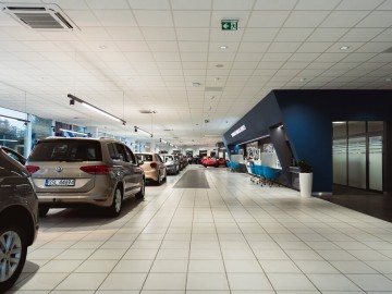 Pierwszy na świecie salon aut używanych &ndash; Volkswagen Financial Services STORE